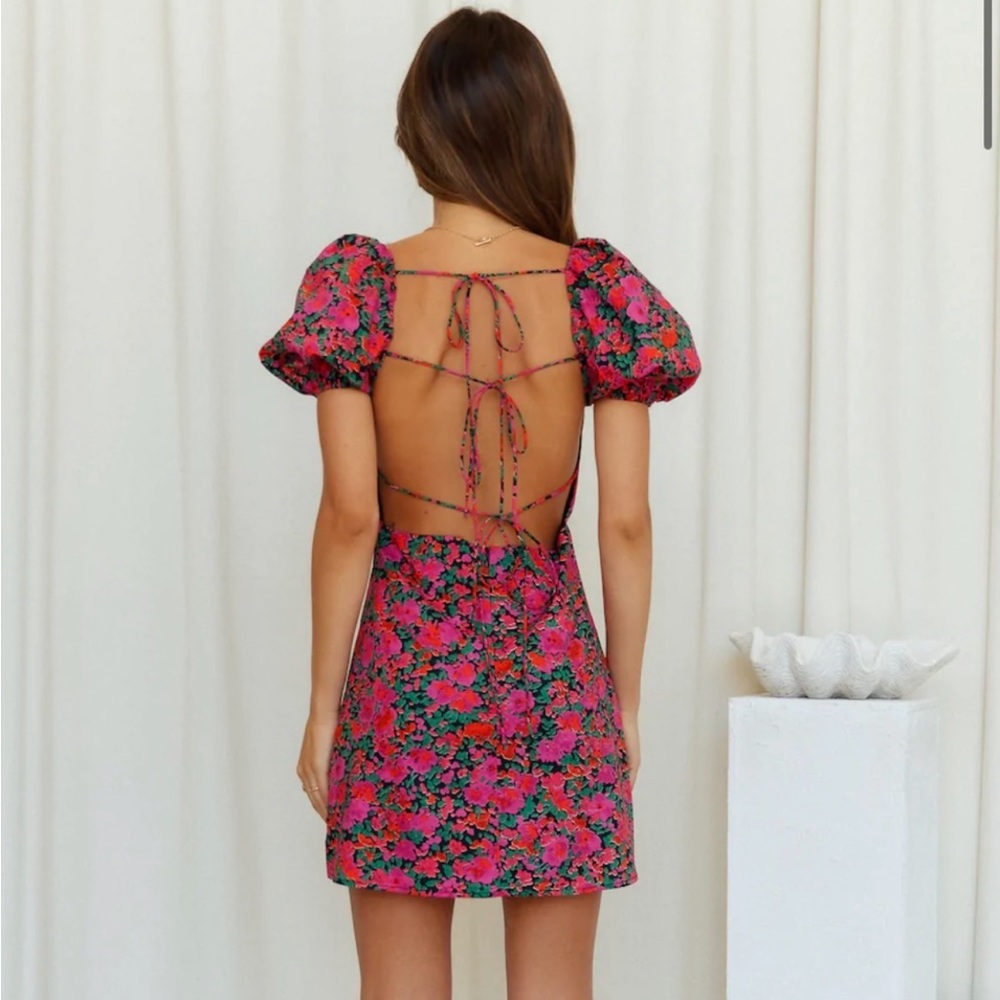 Backless mini floral dress